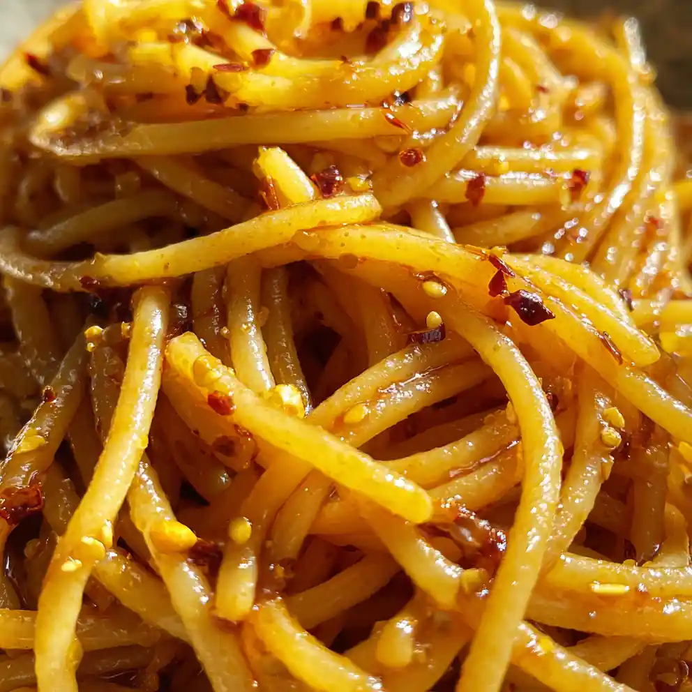 Garlic Noodles Recipe With Chili Oil Blossom 1761399161.6267004