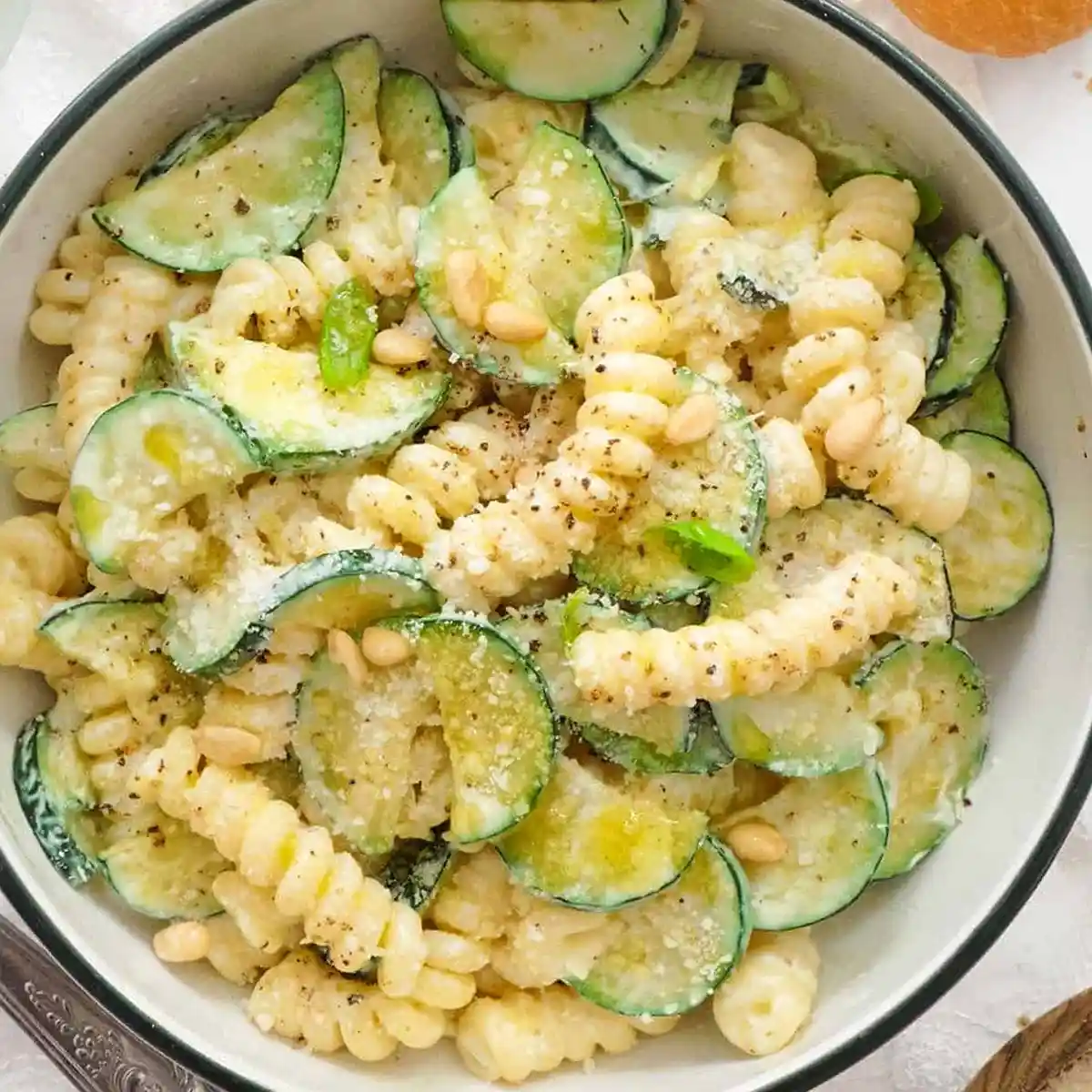 Creamy Garlic and Zucchini Pasta 3 Recipe image