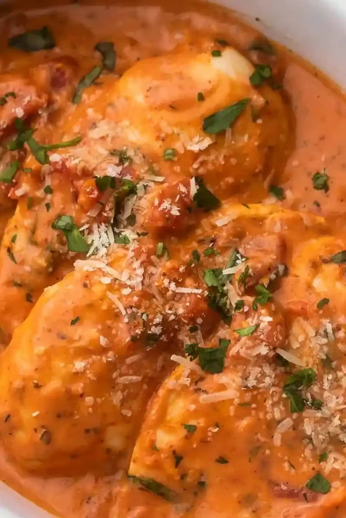 Slow Cooker Creamy Tomato Basil Chicken