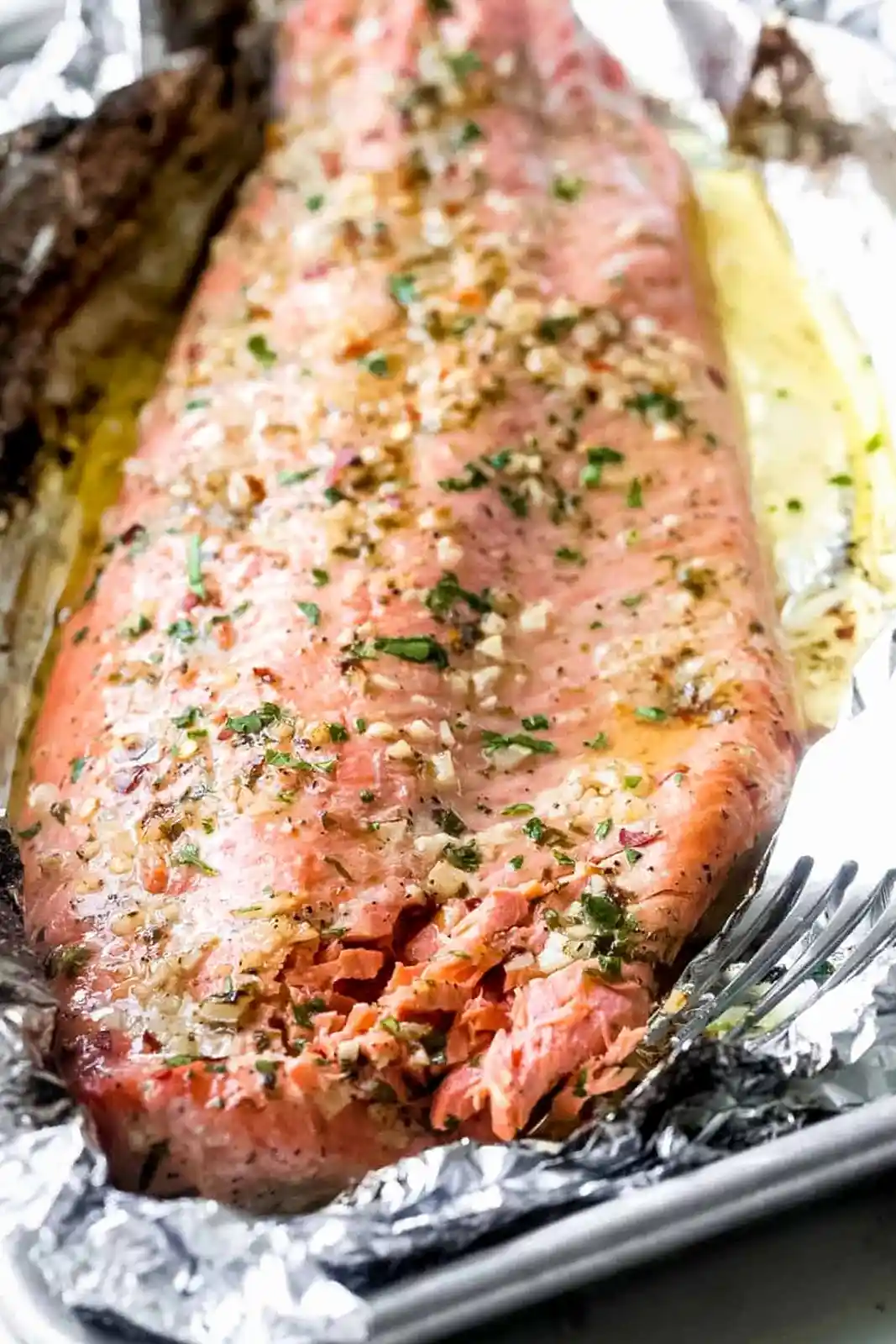 Garlic Butter Baked Salmon in Foil 3 Recipe image