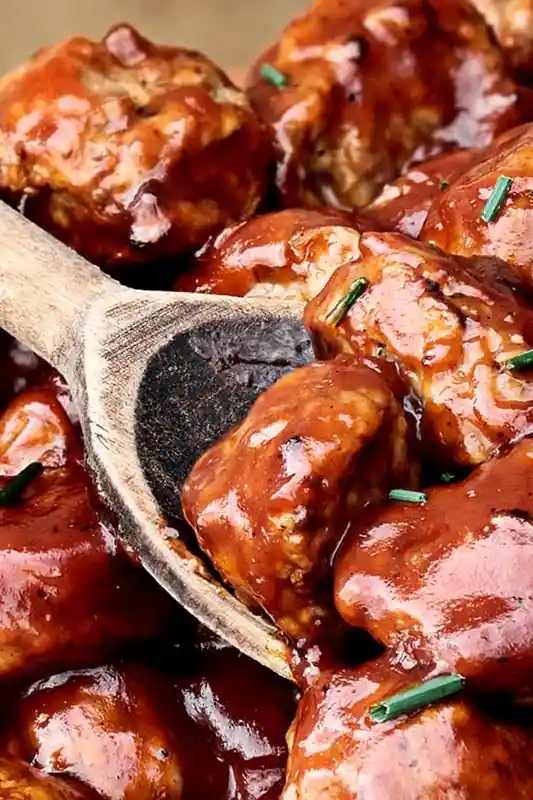 Slow-Simmered Sweet and Tangy Meatballs 3 Slow-Simmered Sweet and Tangy Meatballs