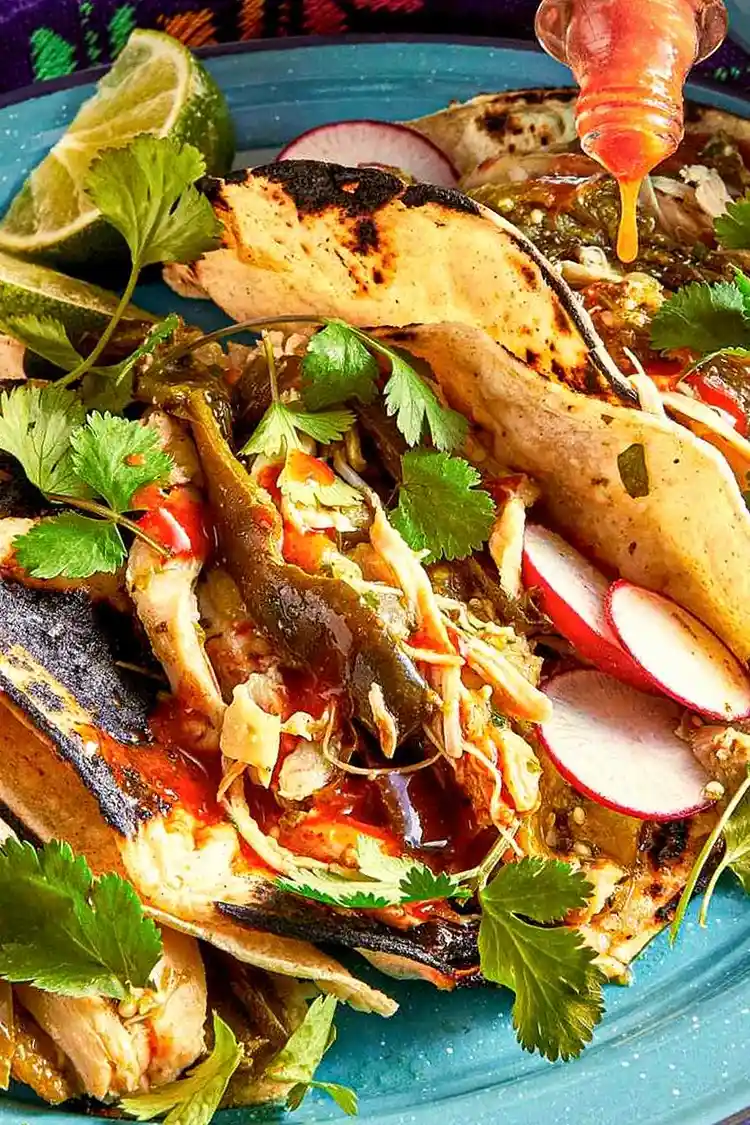 Slow Cooker Salsa Verde Chicken Tacos 3 Slow Cooker Salsa Verde Chicken Tacos